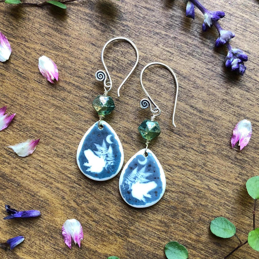 Toad Earrings with faceted green Czech glass